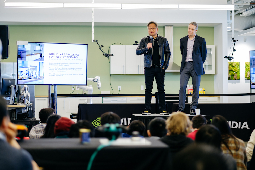 Dieter Fox - NVIDIA机器人研究高级总监